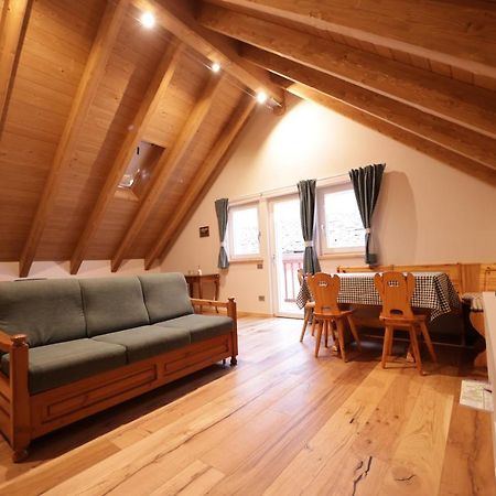 Casa Vacanze Le Falesie バチェーノ エクステリア 写真